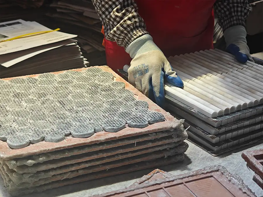 Stone mosaic tiles manufacturer